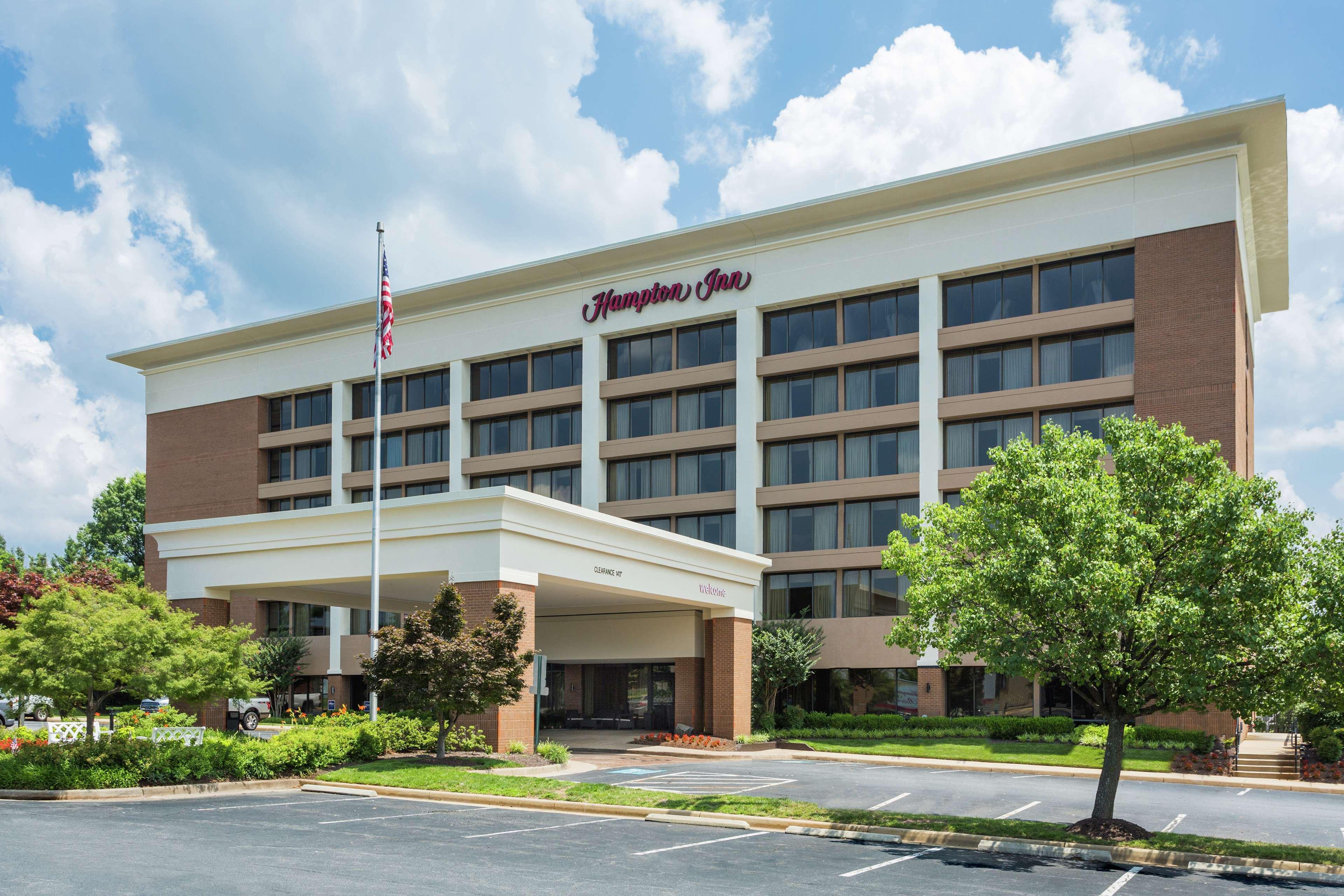 Hampton Inn Manassas Exterior photo